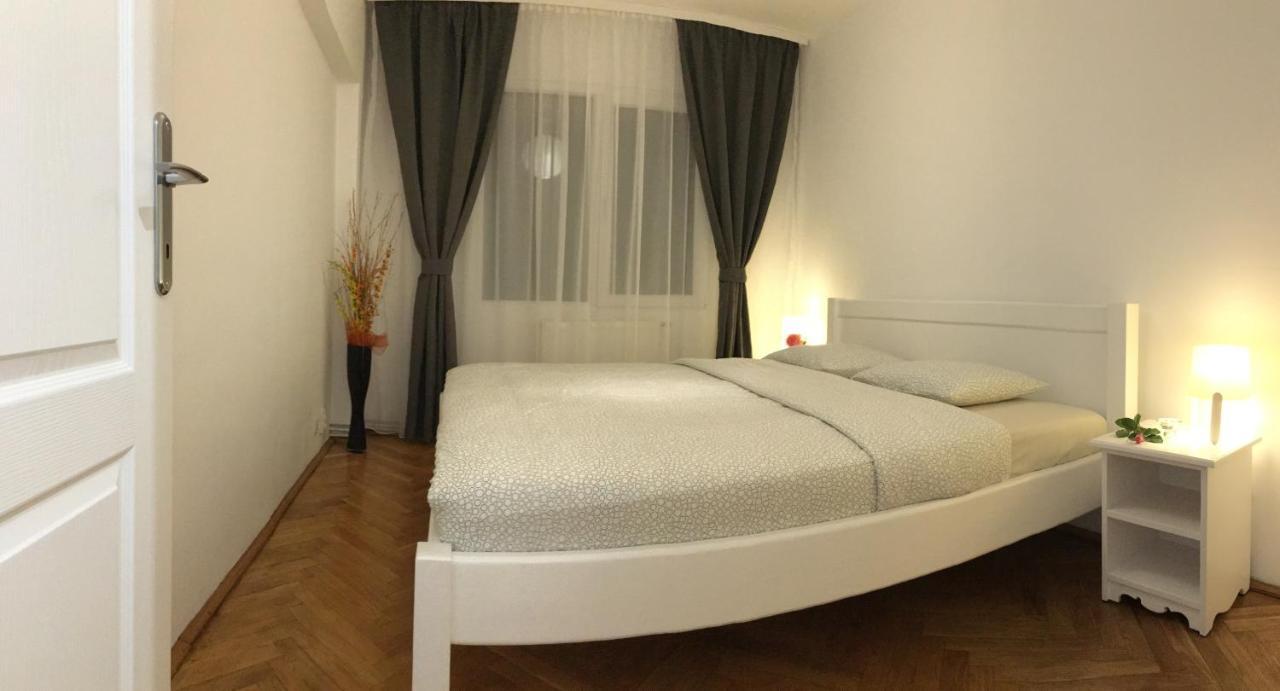 Daniela'S Apartaments Сигишоара Экстерьер фото